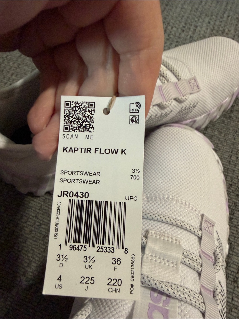Adidas Kids White and Light Purple Sneakers Size 4 - Picture 5 of 7